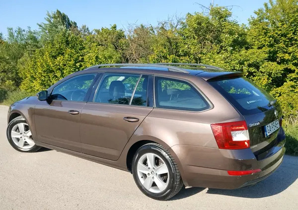 skoda Skoda Octavia cena 45900 przebieg: 183000, rok produkcji 2016 z Gdynia